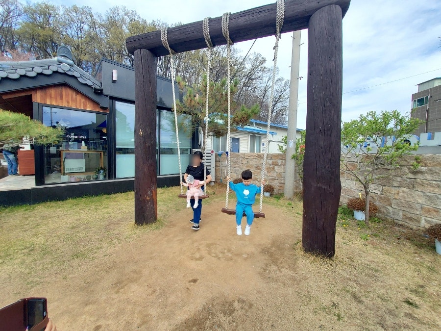 내부 한옥 분위기 및 좌석