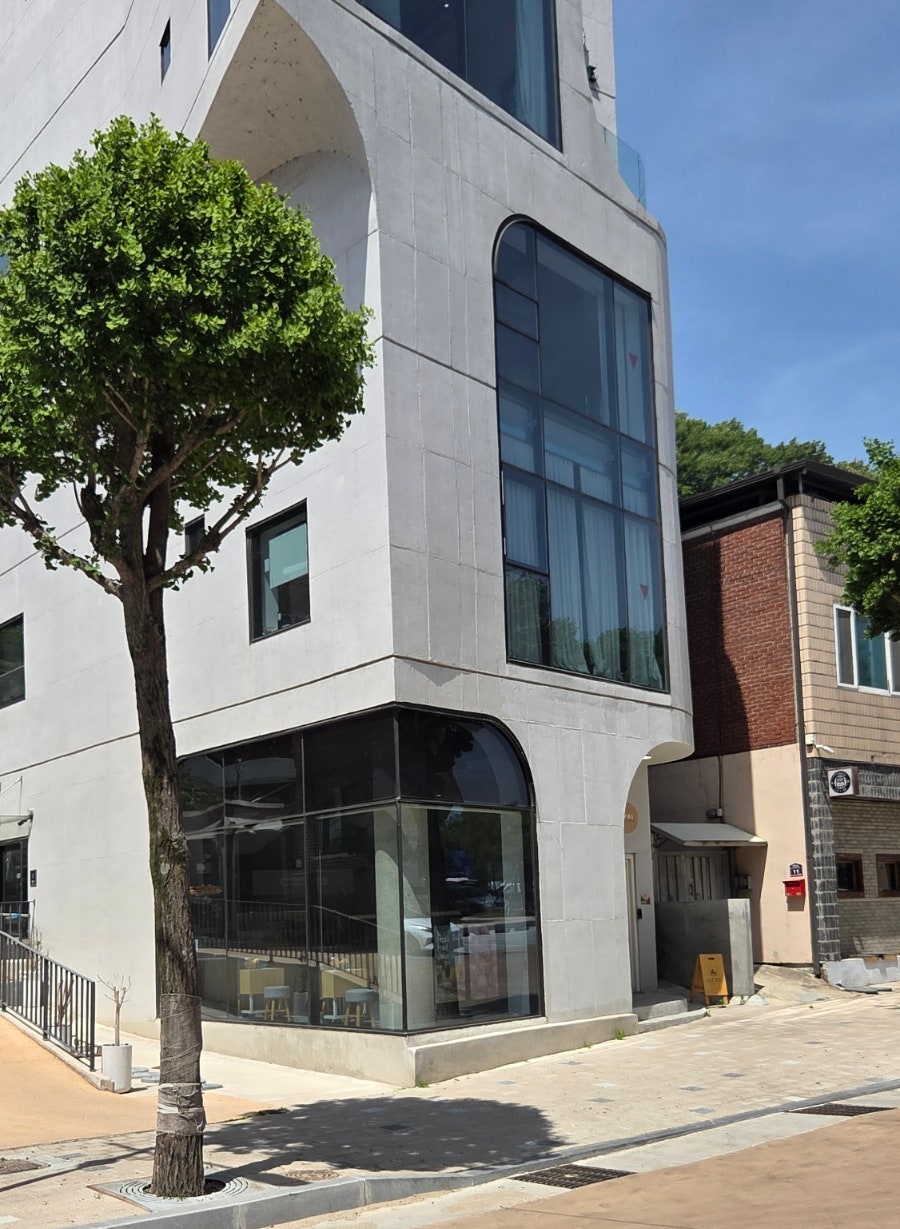 오즈베 1층 입구