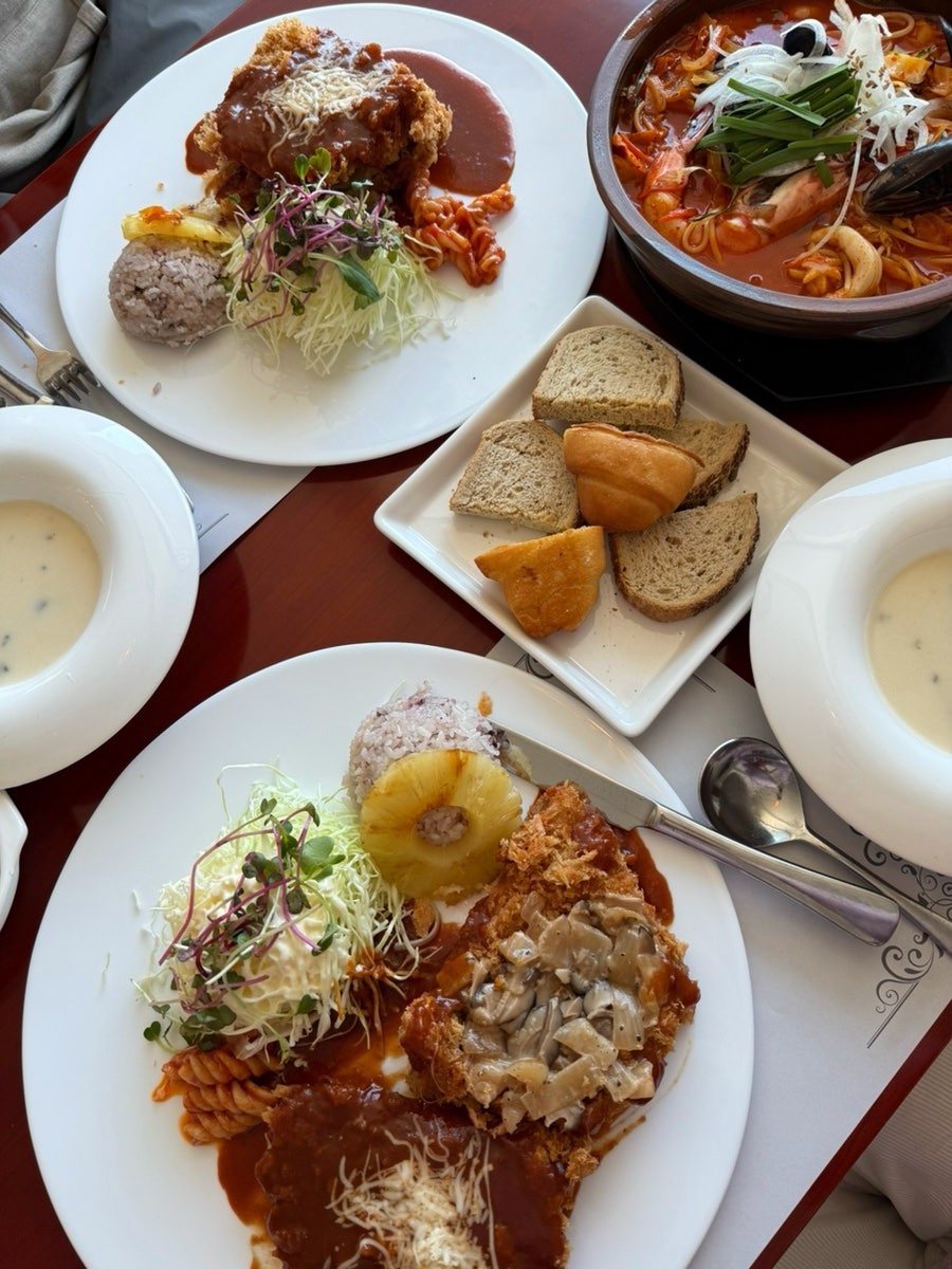 안성 블루리본 맛집, 싼타나레스토랑