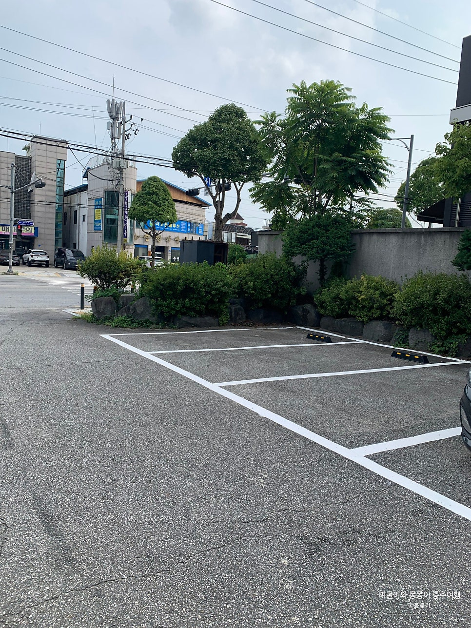 객실 및 로비 공간