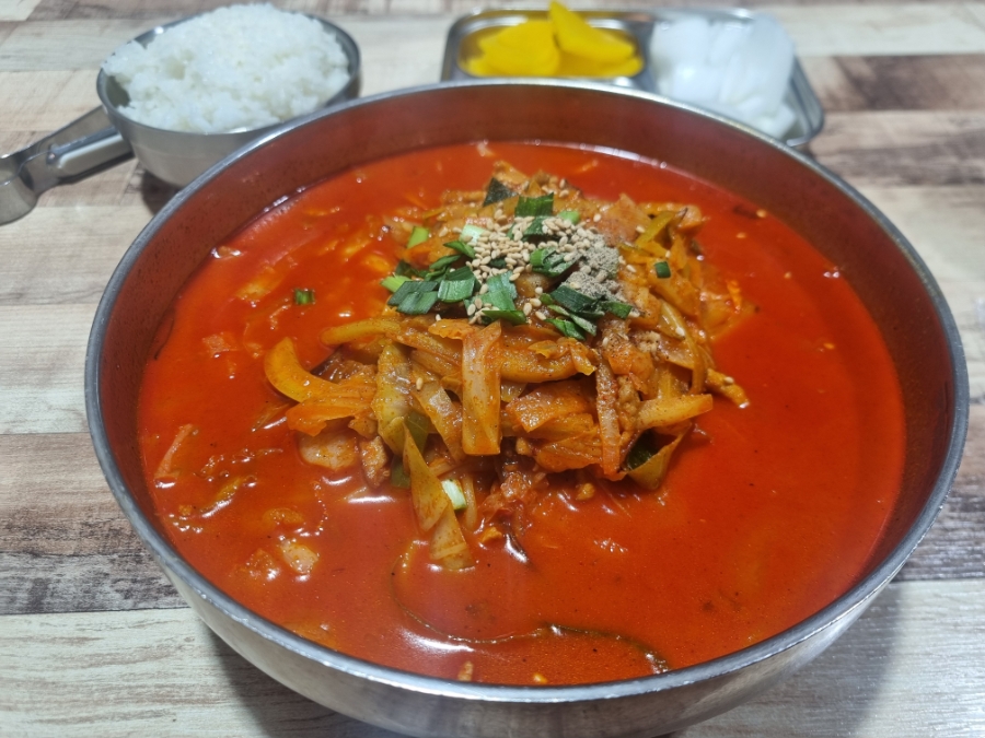 김천 황금동 중식당, 분이네 인생짬뽕