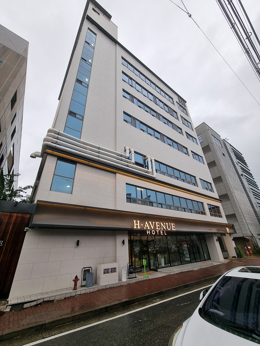 구미 H에비뉴 & 미타스야료칸호텔, 출장에서 휴식까지