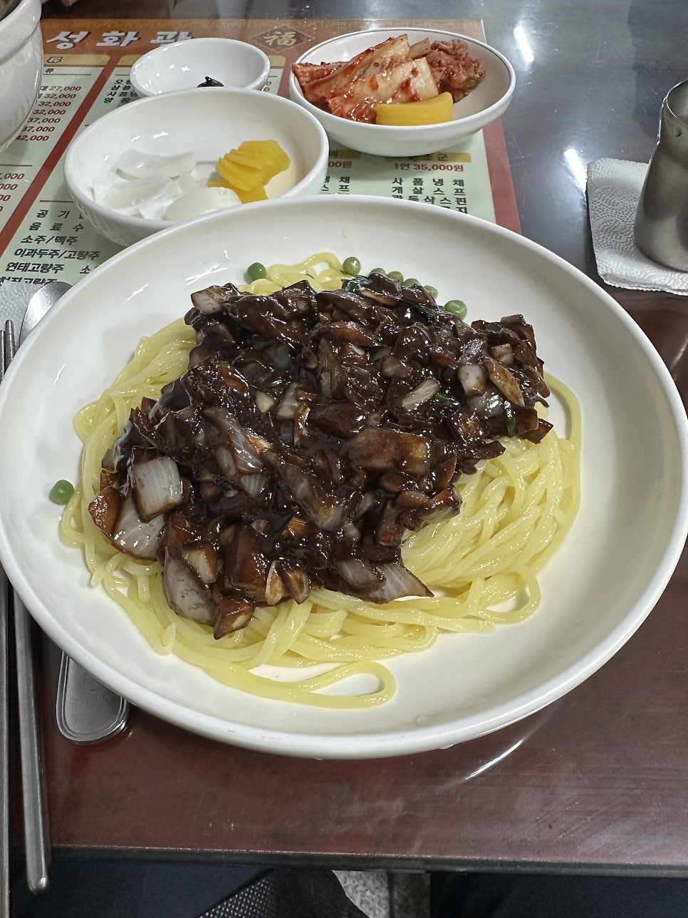 간짜장 — 슴슴하고 건강한 맛