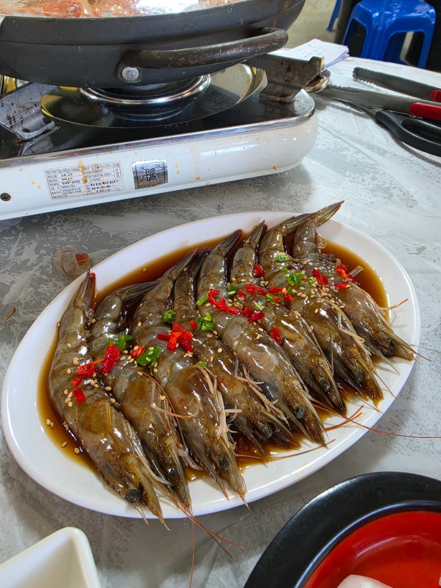 수성2호 식당 내부