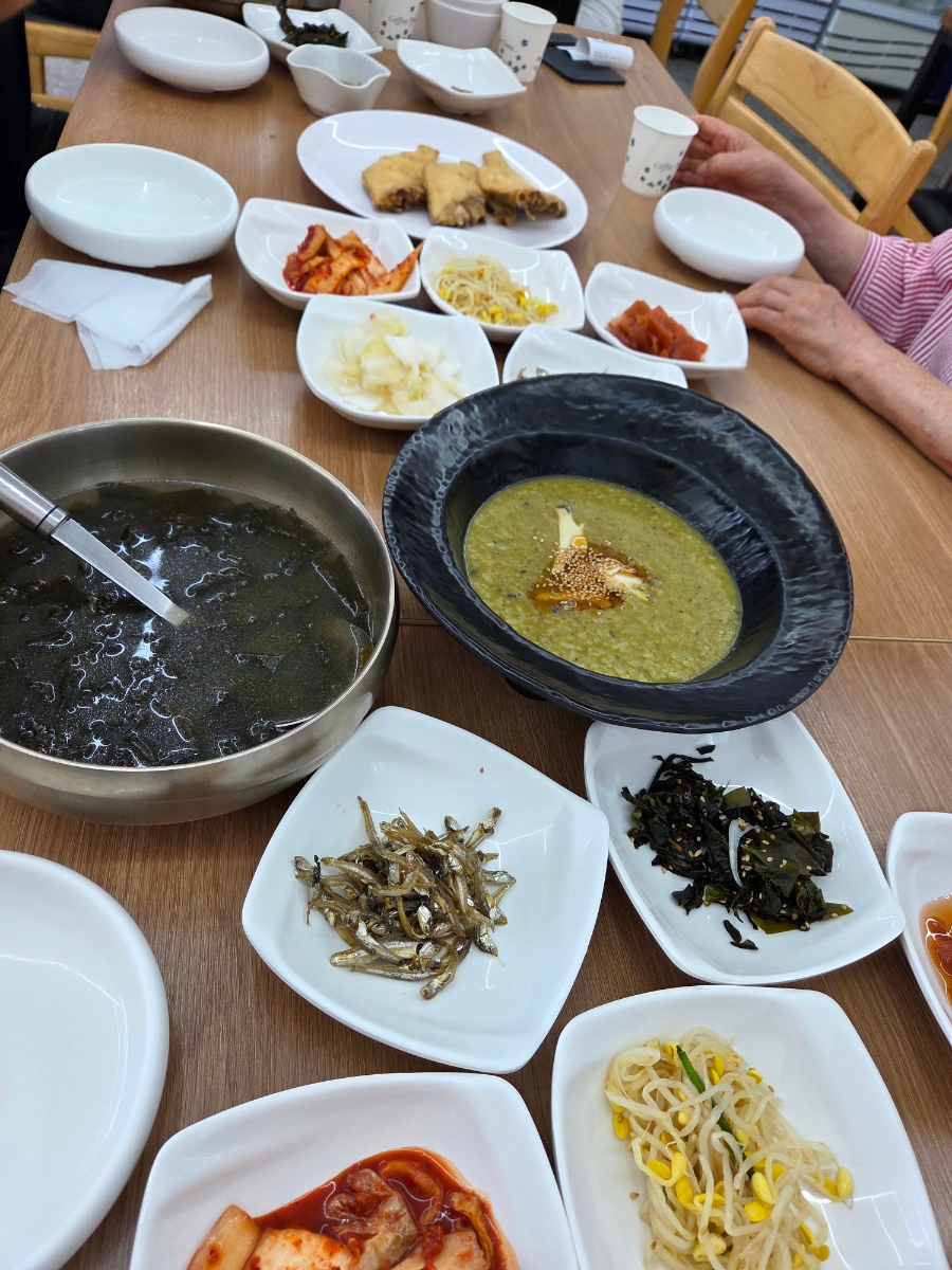 꽃피는 진도 솥밥 전복죽