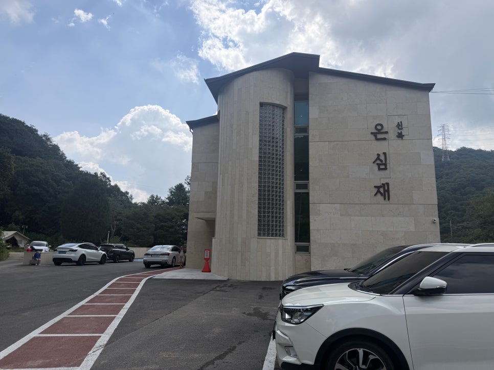 포천 호텔, 온천 호캉스부터 미술관 같은 정원까지