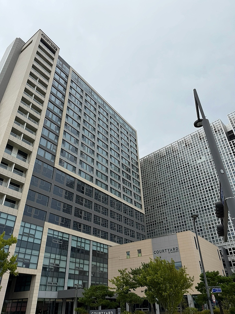 세종 코트야드 바이 메리어트 & 베스트 웨스턴 플러스, 숙소 2곳