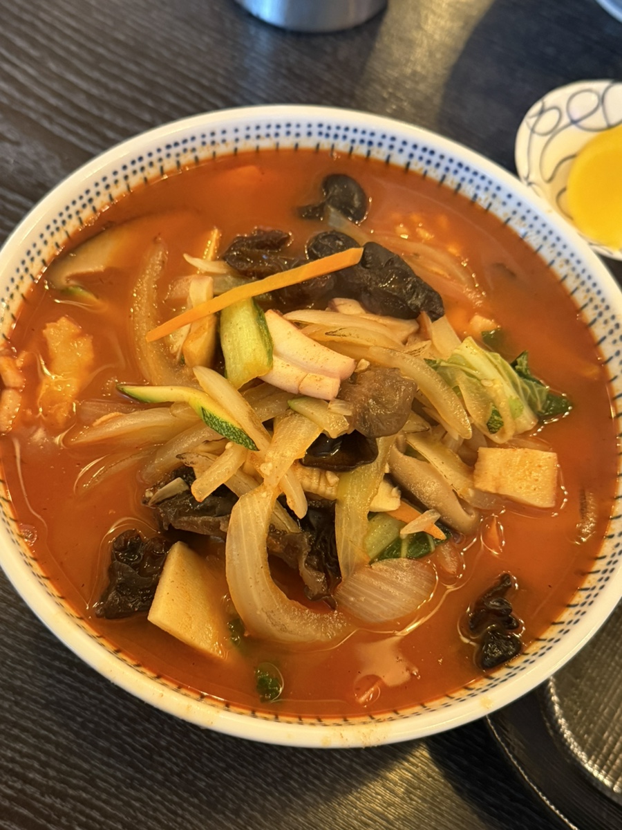 수원 영통구 원천동 중식당 츠츠, 지하에서 만나는 세련된 맛