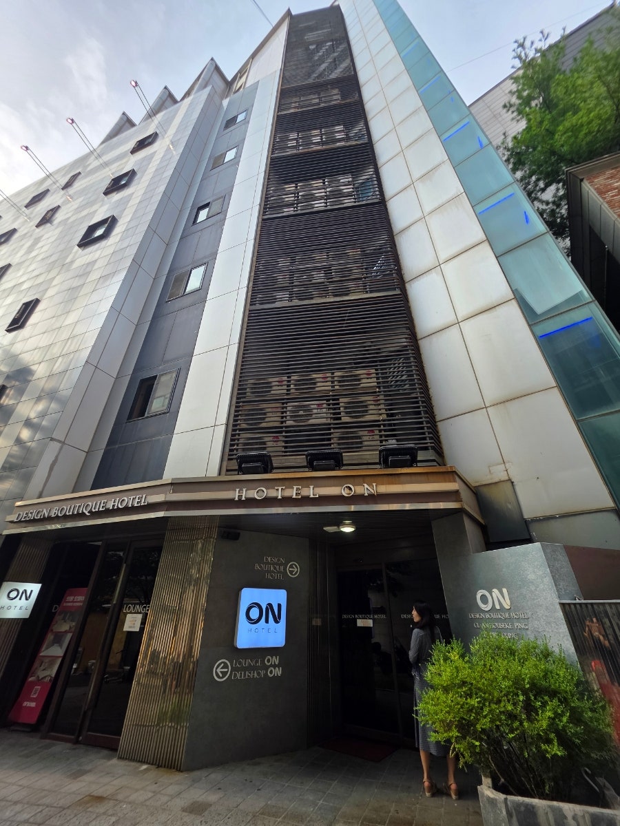 의왕 숙소, 가성비 깔끔함부터 고급스러운 로비까지
